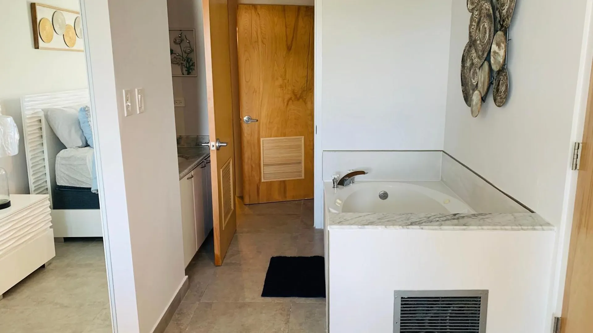Ocean Wave I, One Bedroom Suite At Aquarius, Dorado Del Mar Toa Alta Apartment